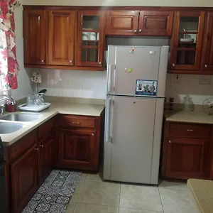  Apartment Beautiful 3-bedroom Townhouse In Mandeville. Jamaica